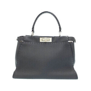 Fendi Selleria Peekaboo Regular Handbag